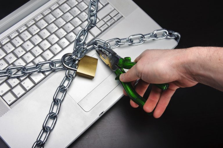 The Weakest Link: Feds Fail with Cyber Security Proposal