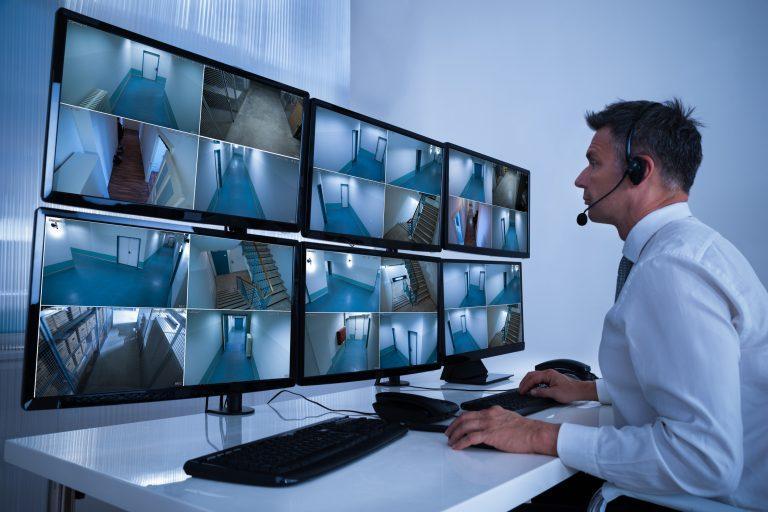 Does A Great Leader Spy on Employees?