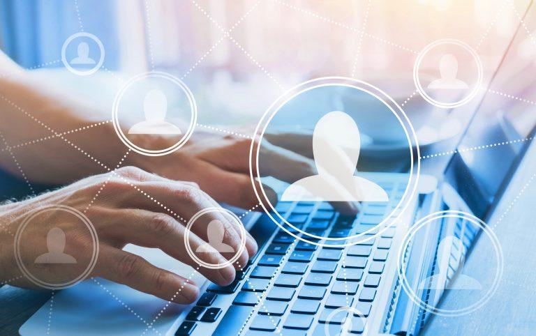 Facebook Rolls Out “Clear History” Tool