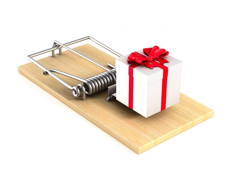 8 Ways to Protect Yourself against Scams on Black Friday and Cyber Monday